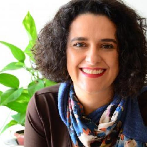Retrato de Carolina Lopes Araujo